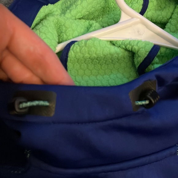 Nike Therma-Fit Hoodie - Picture 10 of 10